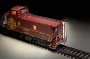 HO CABOOSE Lighting with Train Sense