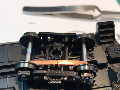 How to install Floating brass axle pickups