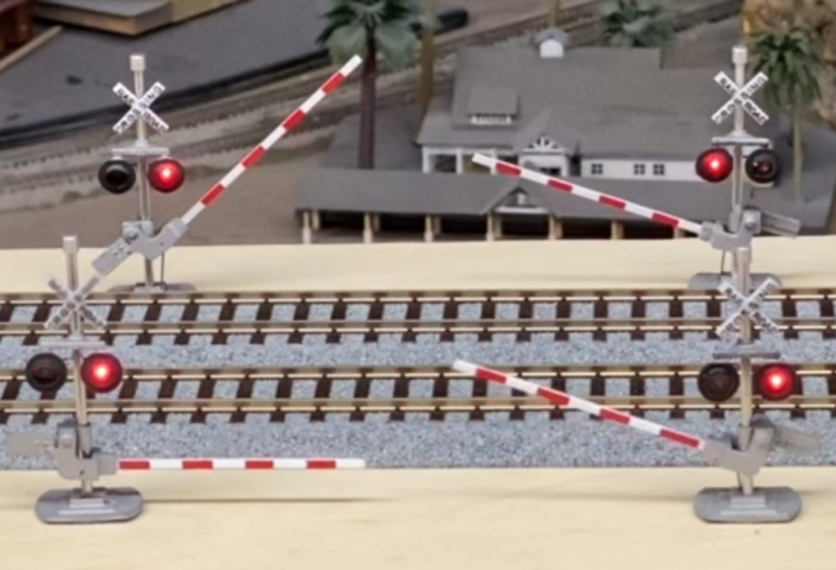 Motorized Crossing Gates Signaling, Lighting & Animation
